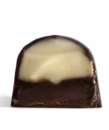 Alternative view of Gourmet Tiramisu Truffle